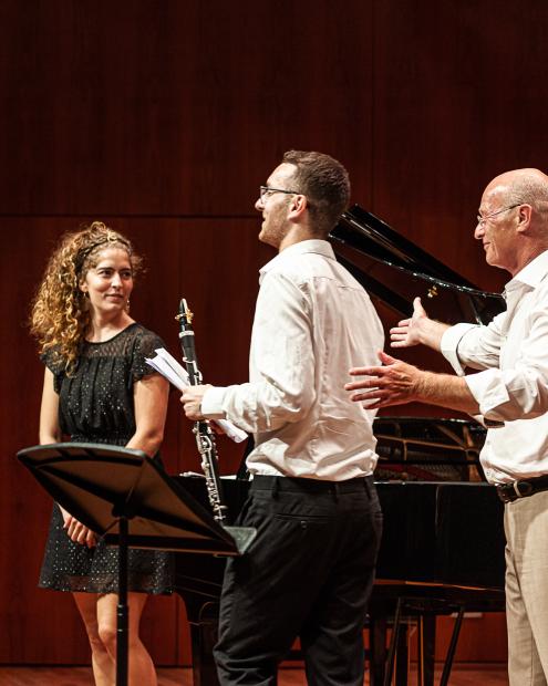 Dr. Stefan Völker mit dem Stipendiaten Adam Ambarzumjan, Klarinette (Klasse Prof. Norbert Kaiser) 