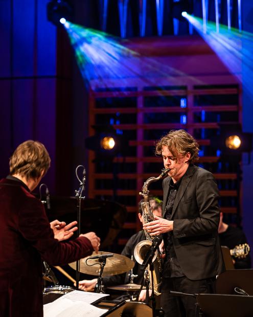 Student am Saxophon.