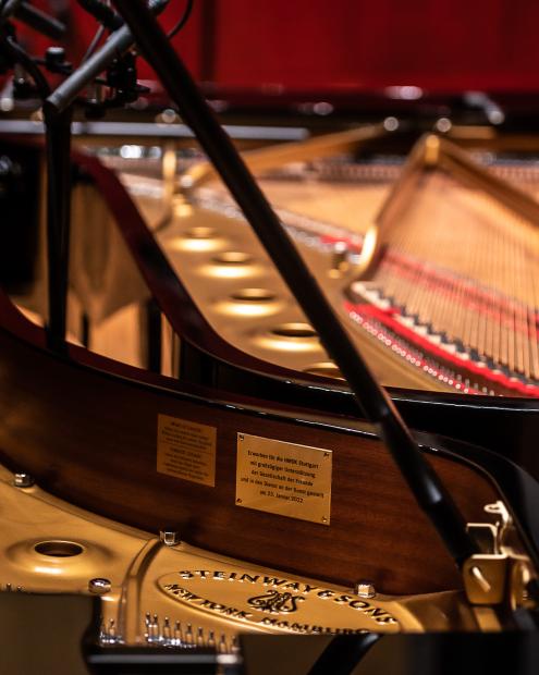 Detailaufnahme in den Resonanzkörper des neuen Flügels.