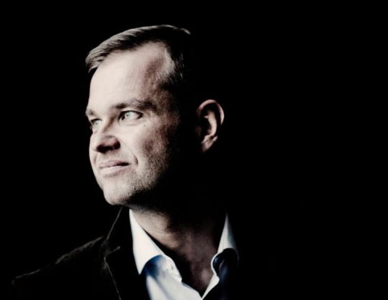Auf dem Bild zu sehen Prof. Thilo Dahlmann