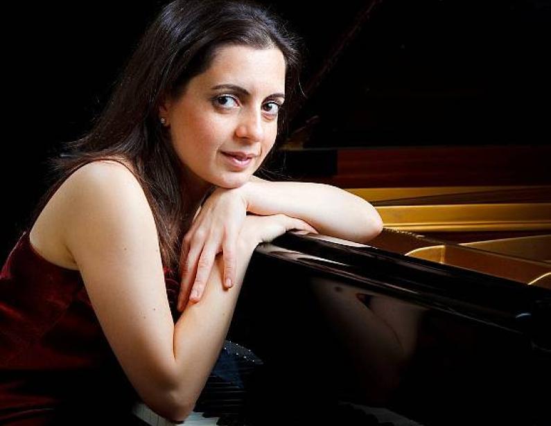 Auf dem Foto ist Izabela Melkonyan zu sehen.
