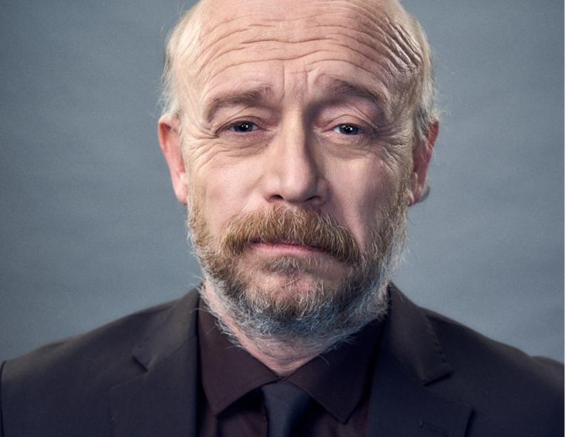 Portrait von Beyti Engin