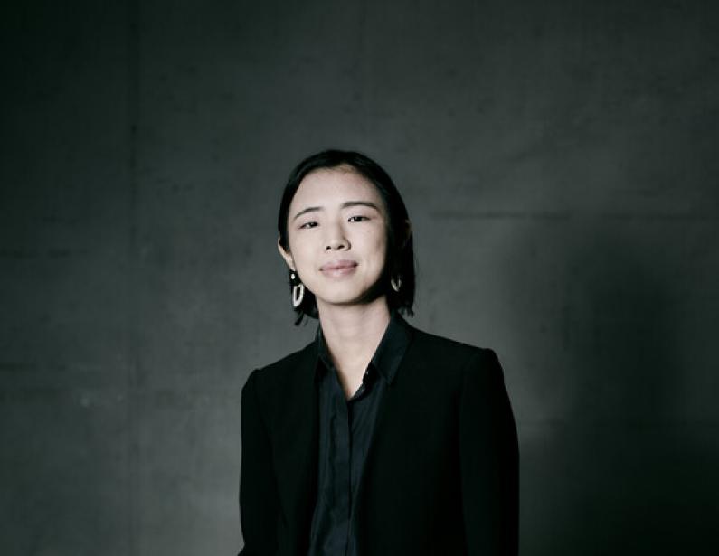 Ganzkörperportrait von Yuri Aoki