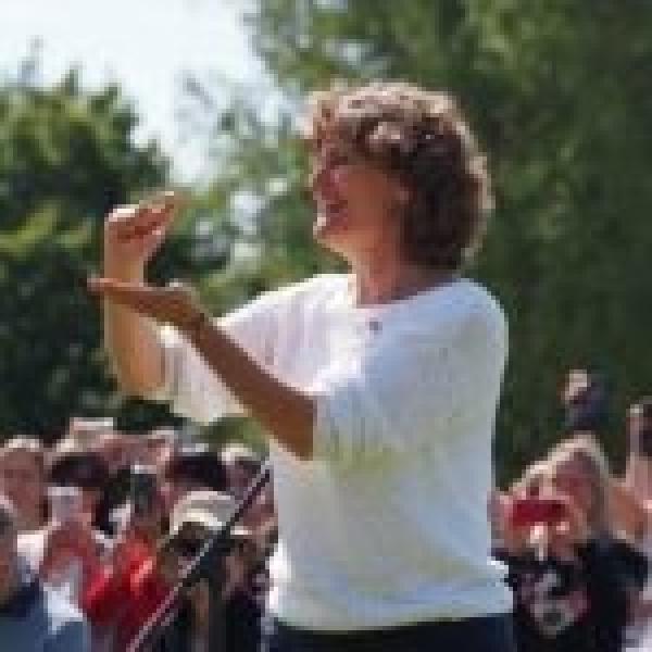 Auf dem Foto ist Monika Grauschopf zu sehen.