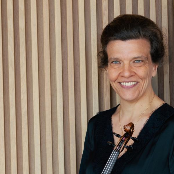 auf dem Bild ist Anke Dill zu sehen.