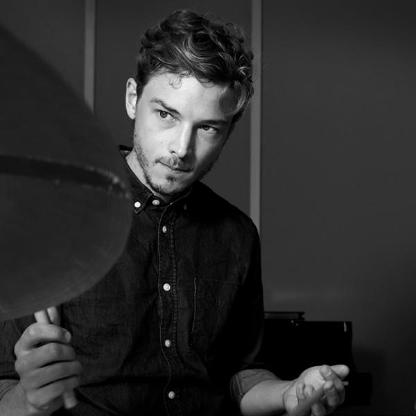 Auf dem Bild ist Fabian Arends zu sehen.