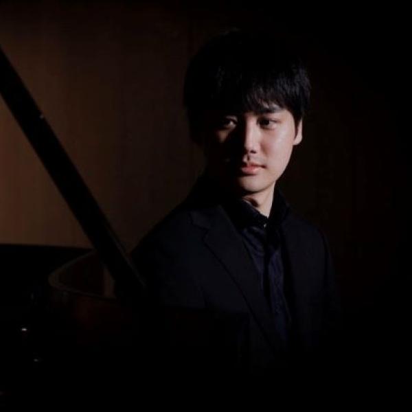 Auf dem Foto ist Tatsuya Ohira zu sehen.