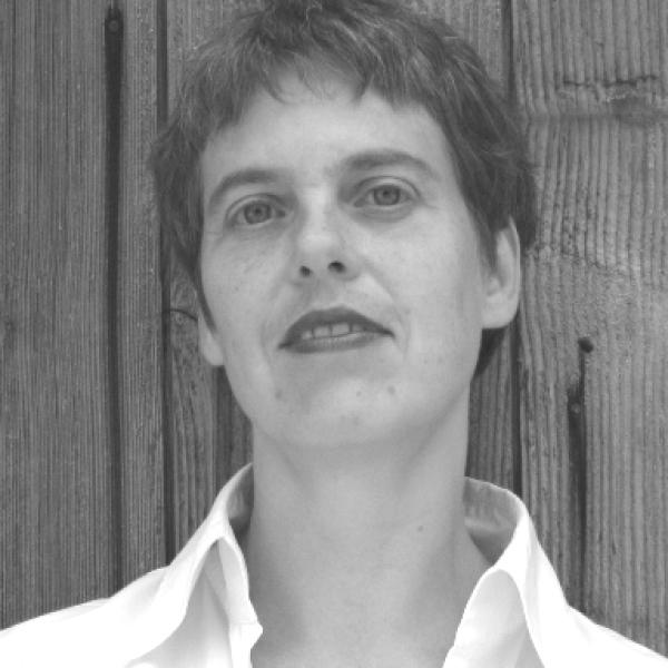 Auf dem Foto ist Dorothee Weinmann zu sehen.