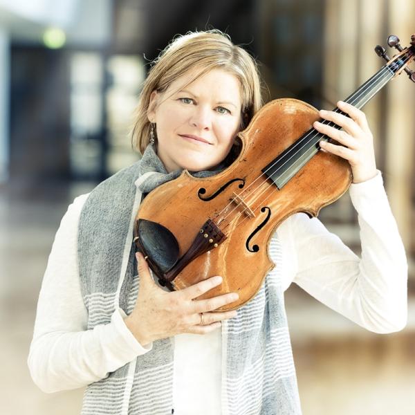 Prof.in Andra Darzins