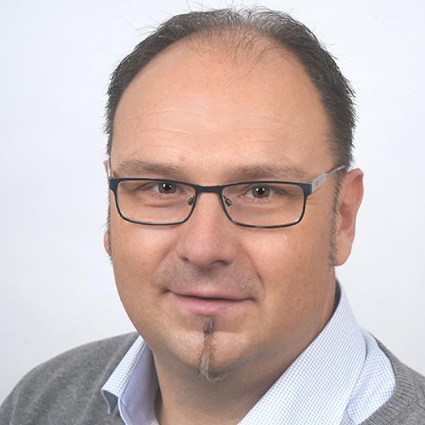 Auf dem Foto ist Jakob Janotta zu sehen.