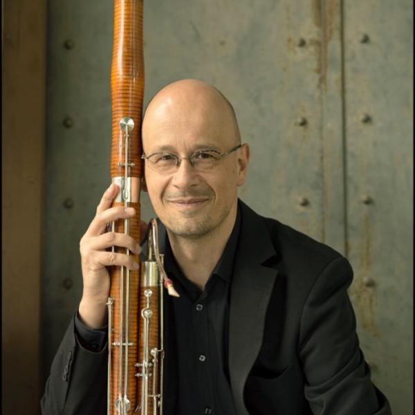 Auf dem Foto ist Oliver Hasenzahl zu sehen.