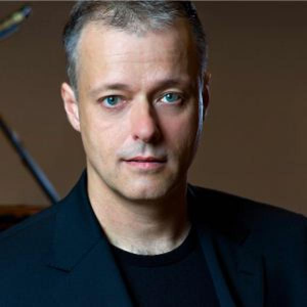 Auf dem Foto ist Lars Jönsson zu sehen.