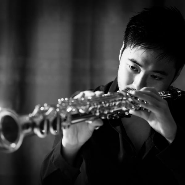 Qi Wang, Saxophon