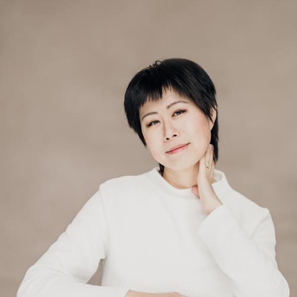 Portrait von Miao Huang