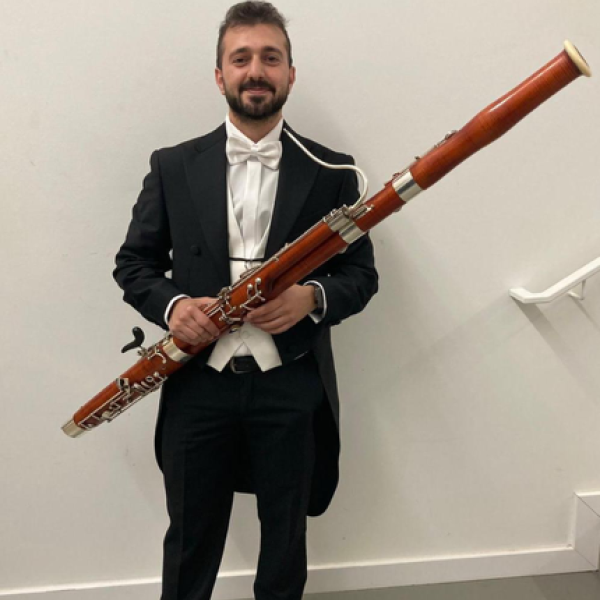 Portrait des Studenten  Salvatore Oriti mit seinem Fagott