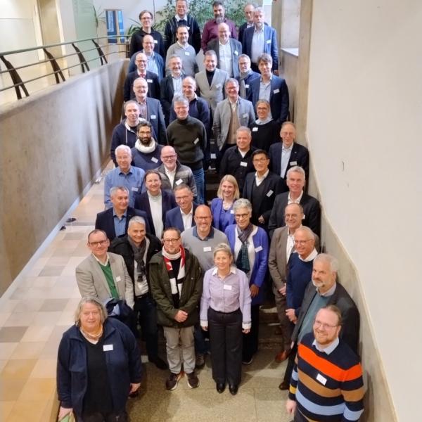 Gruppenbild der BelWü-Trägerversammlung.