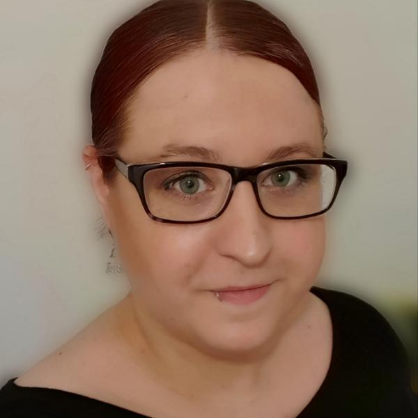 Porträt von Corinna Zinkiewicz