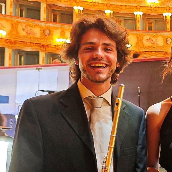 Von Stuttgart nach Venedig: Feste Stelle als Solo-Flötist an der Oper!