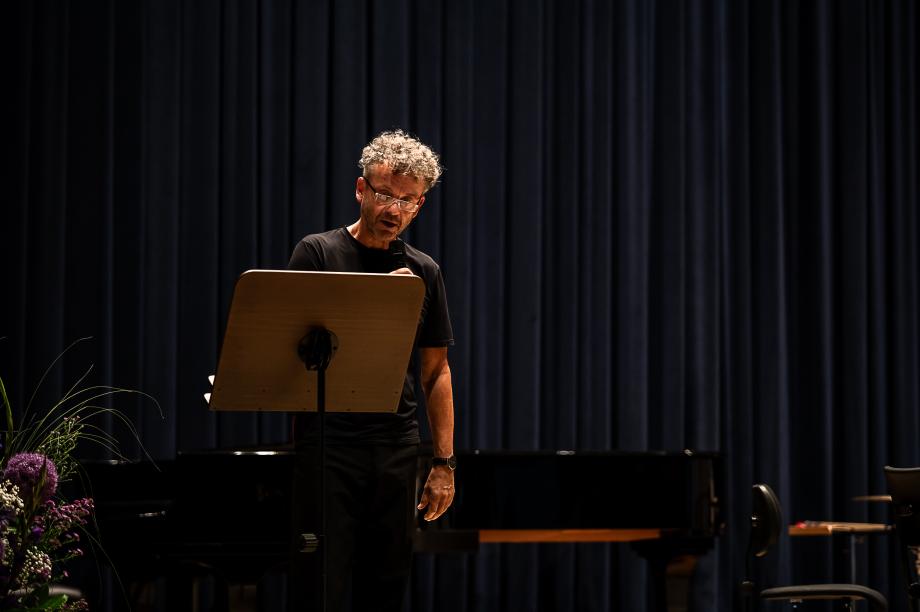 Prof. Marc Engelhardt auf der Bühne