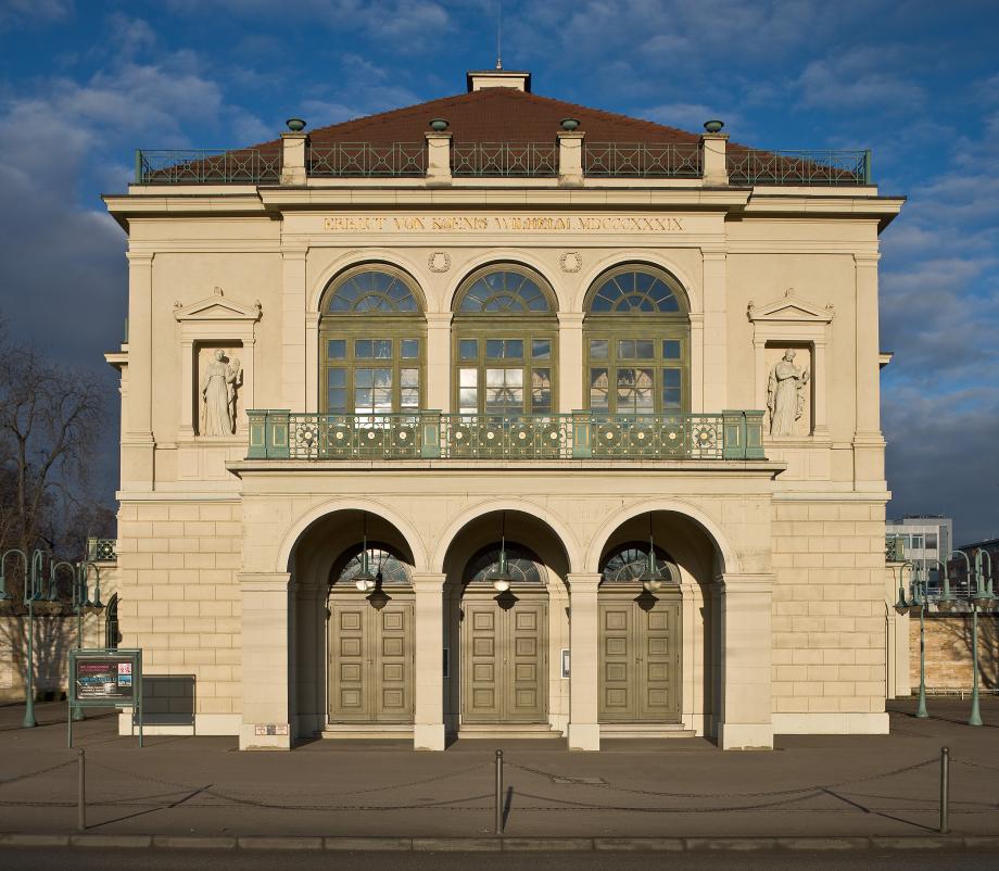 Außensicht des Wilhelma Theaters