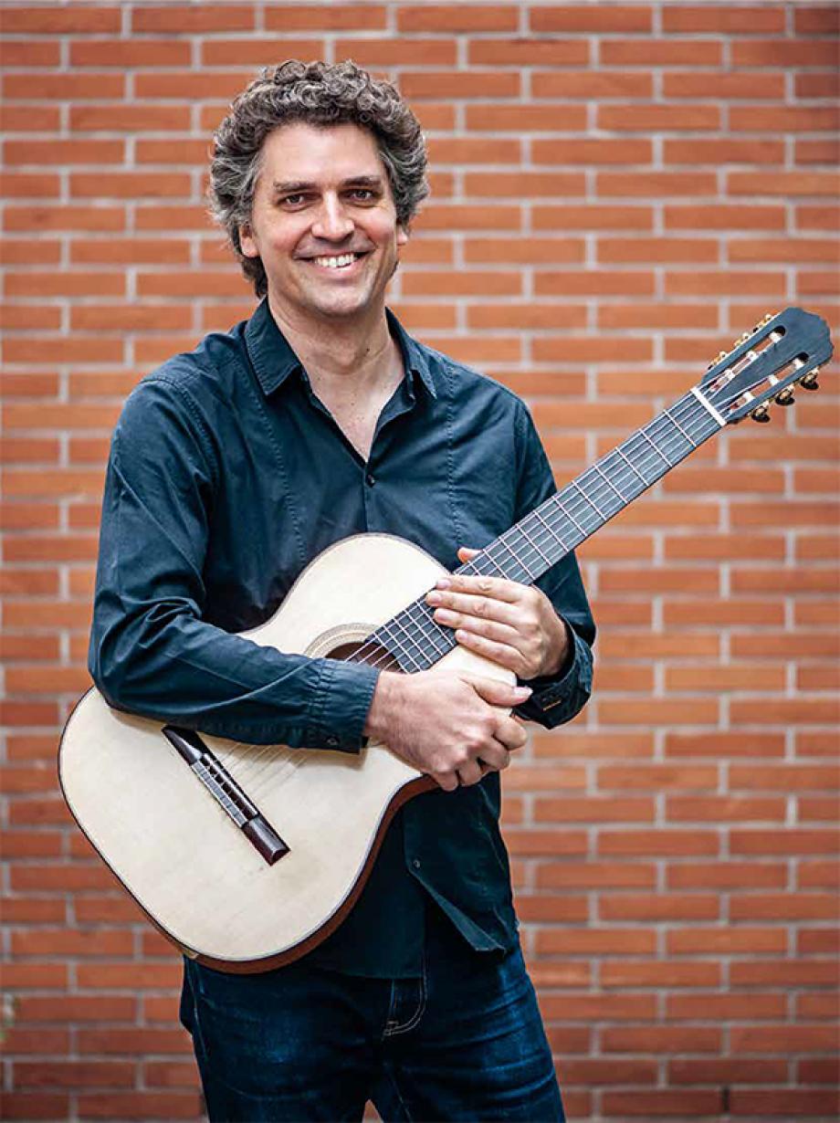 Auf dem Foto ist Tillmann Reinbeck zu sehen.