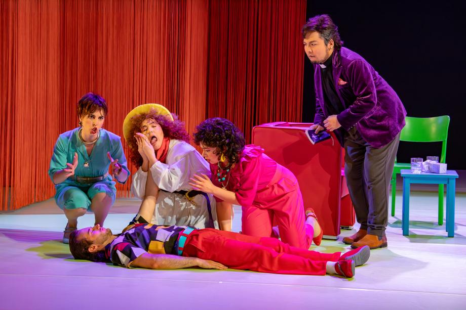 Così fan tutte, Premiere am 8. Juni 2024, Fotos: Christoph Kalscheuer