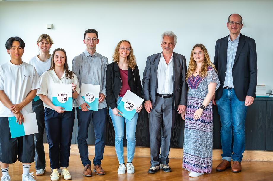 Urkundenvergabe Deutschlandstipendien Gruppenbild.