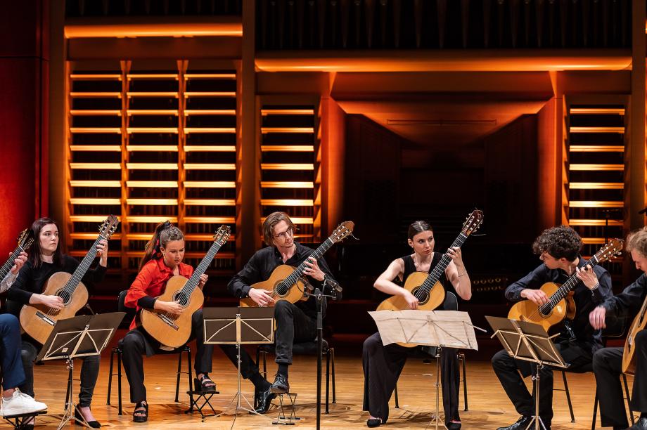 Gitarrenensemble bei der La Noche de la Guitarra.