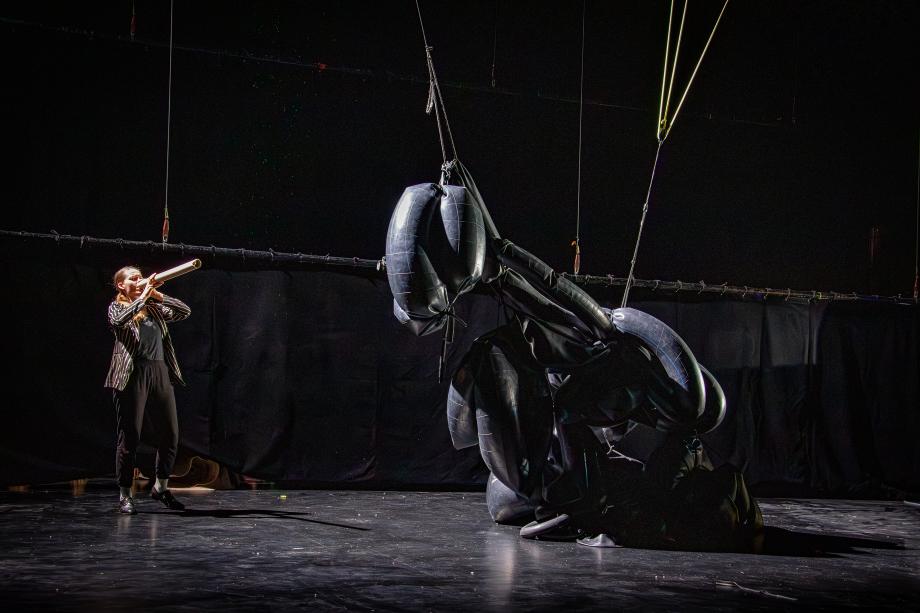 Enveloppes - Hüllen - Szenenfotos