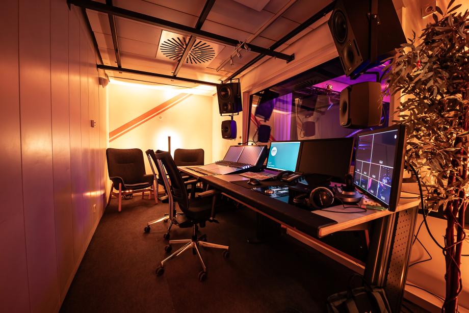 Das Tonstudio der HMDK Stuttgart