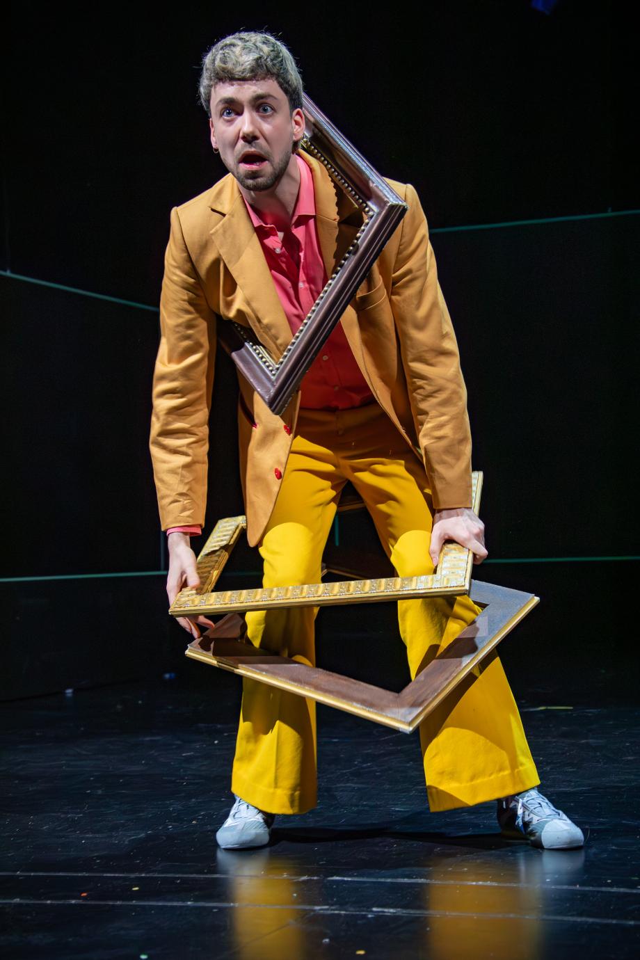 Szenenbild aus der Produktion Die Politiker*