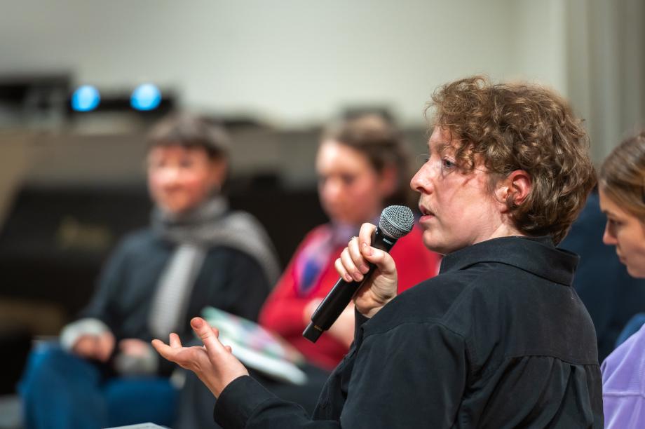 Moderatorin Maria Huber, Wissenschafltliche Mitarbeit Campus Gegenwart