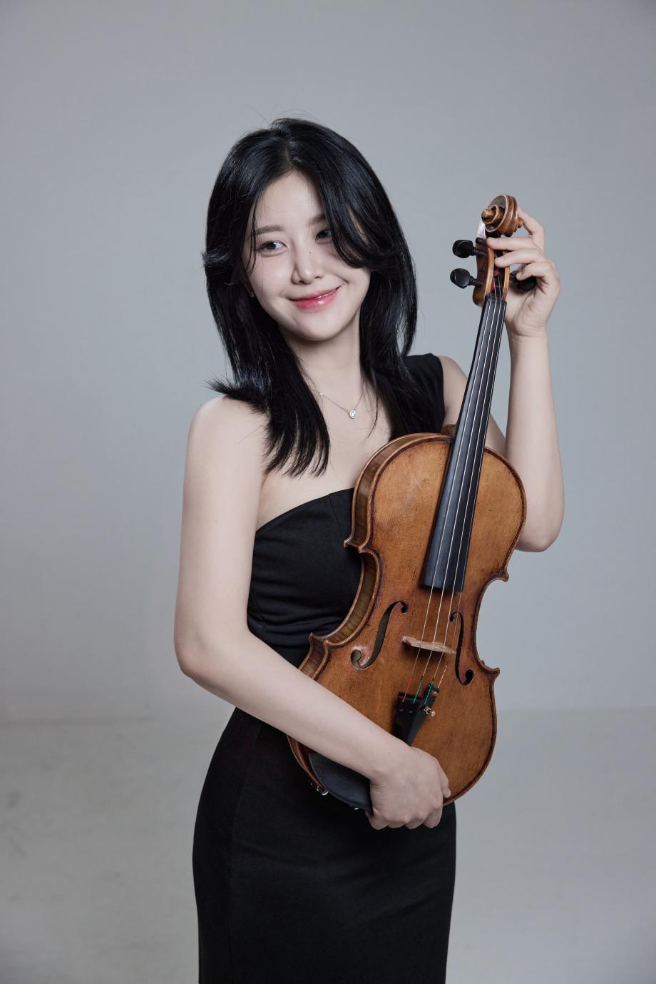 HMDK Rising Star: Harin Kim, Viola