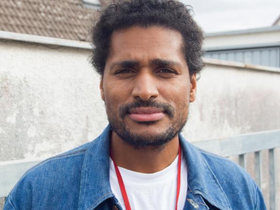 Portrait von Julian Warner