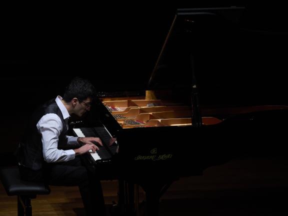 HMDK Rising Star: Rafael Gutiérrez-Vélez, Klavier