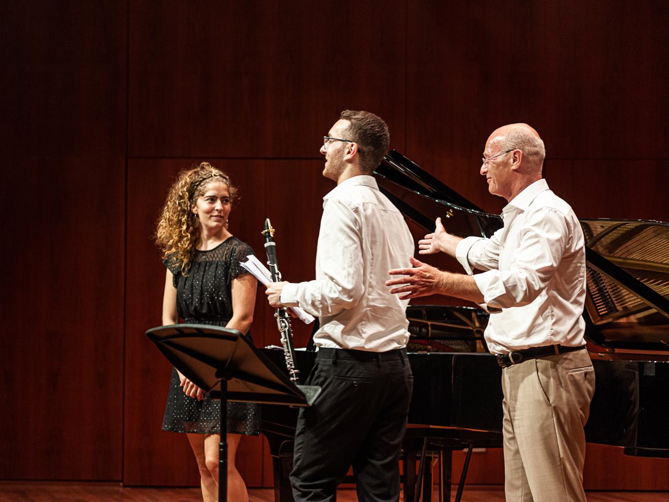 Dr. Stefan Völker mit dem Stipendiaten Adam Ambarzumjan, Klarinette (Klasse Prof. Norbert Kaiser)