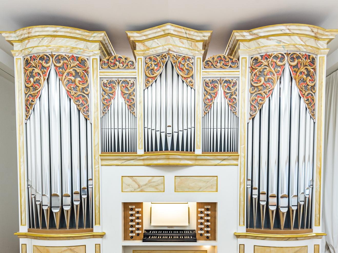 Orgel Die mitteldeutsche Cousine